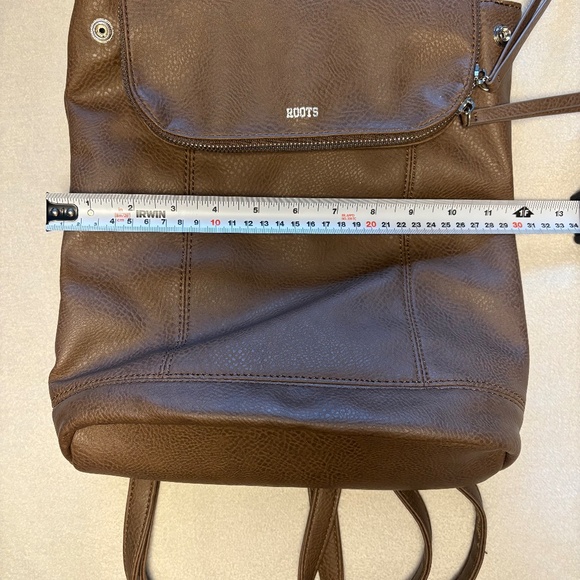 Roots Brown Leather Backpack - Picture 10 of 14